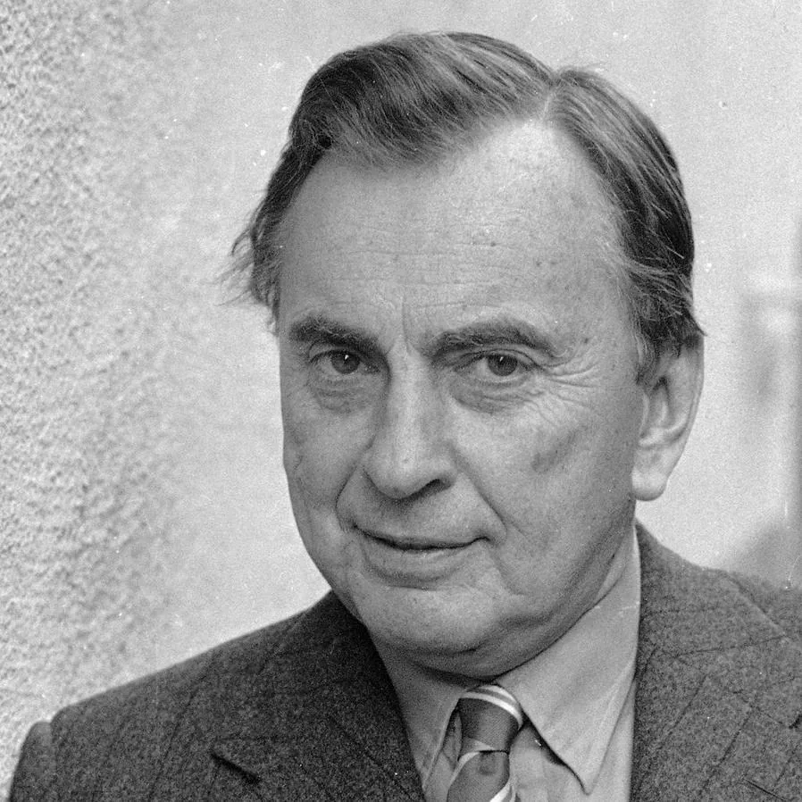 Explore Gore Vidal's Unique Human Design